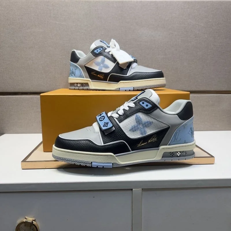 Louis Vuitton Trainer Sneaker Lightweight 32500