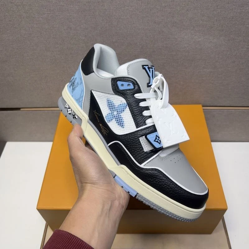 Louis Vuitton Trainer Sneaker Lightweight 32500