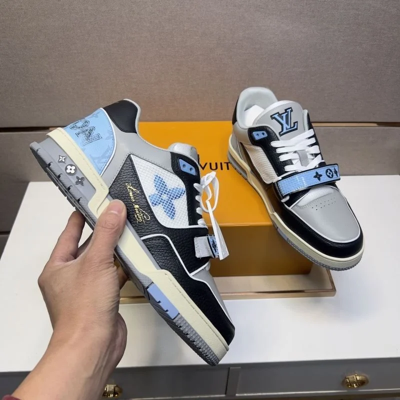 Louis Vuitton Trainer Sneaker Lightweight 32500