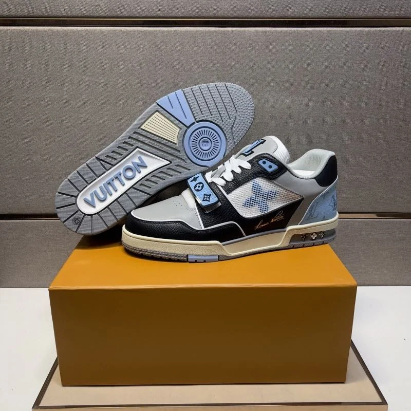 Louis Vuitton Trainer Sneaker Lightweight 32500