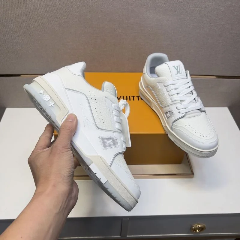 Louis Vuitton Trainer Sneaker Youthful 32497