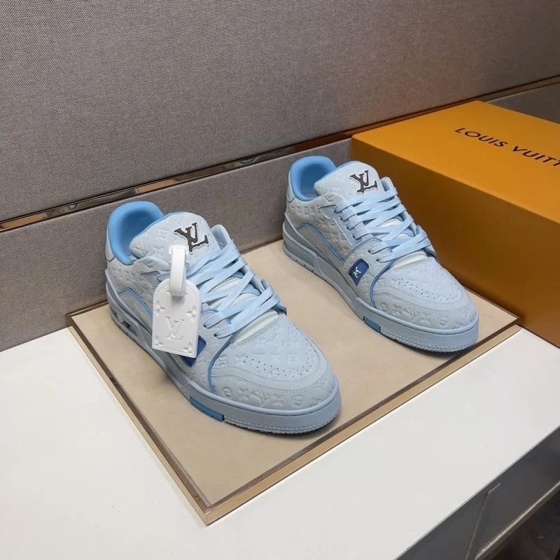RelaxedFit Louis Vuitton Trainer Sneaker 32494