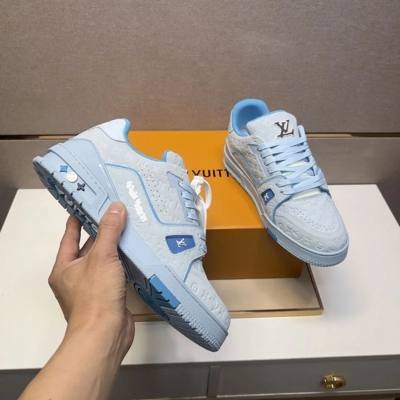 RelaxedFit Louis Vuitton Trainer Sneaker 32494