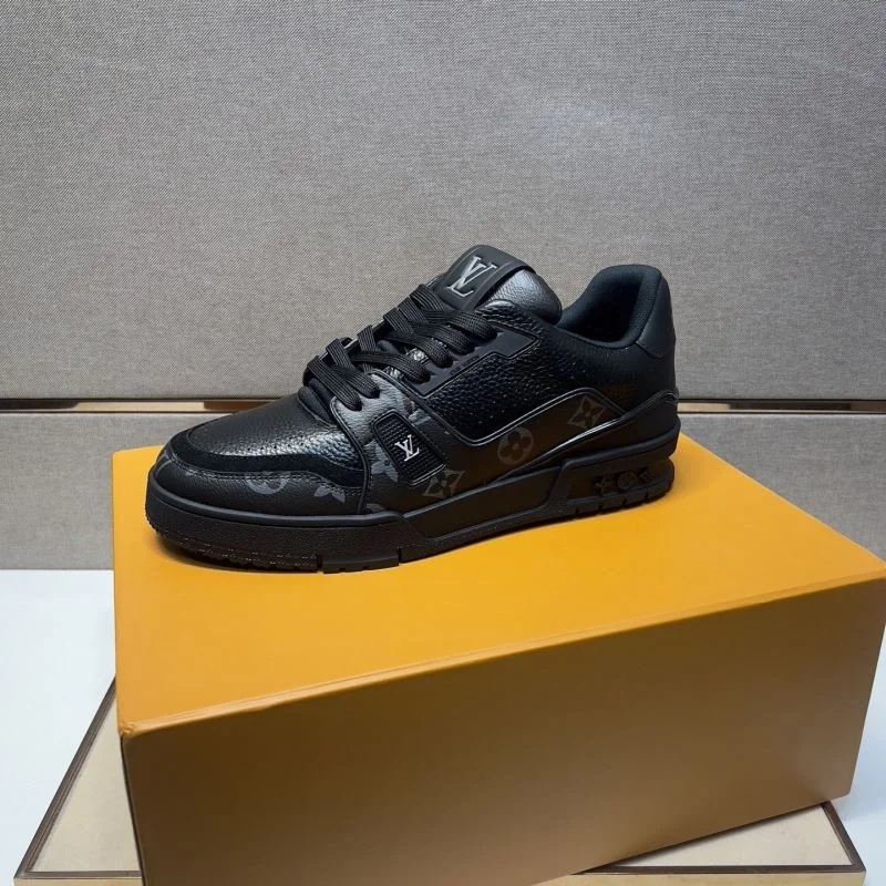 Trendsetting Louis Vuitton Trainer Sneaker 32493