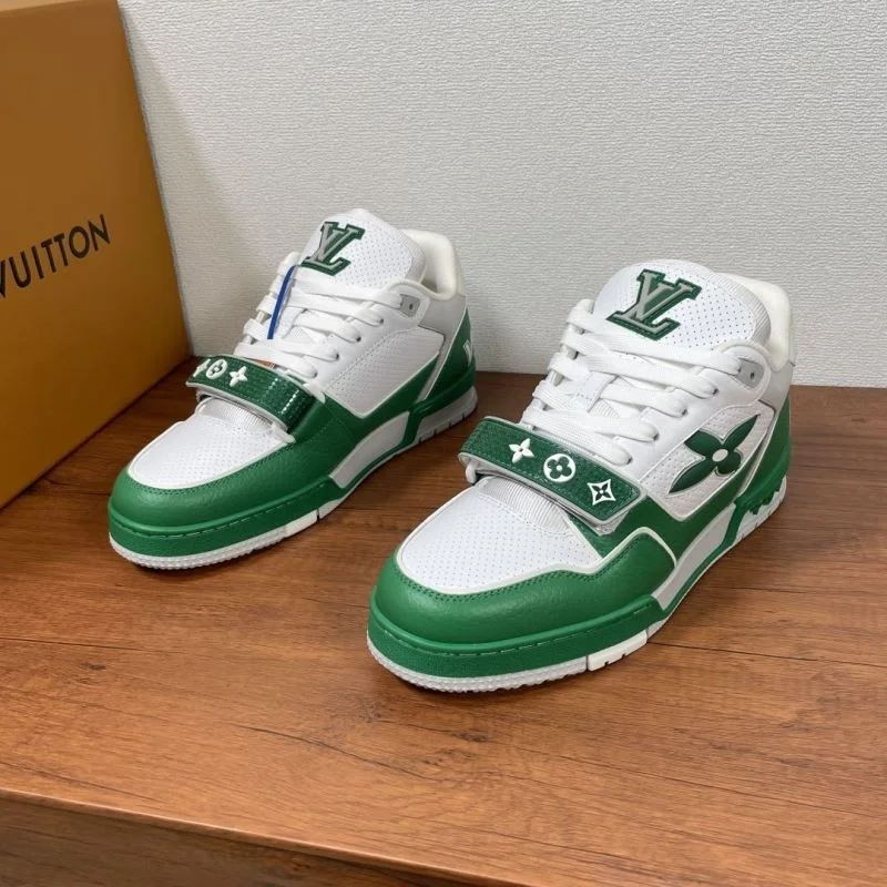 Louis Vuitton Trainer Sneaker Refined 32477