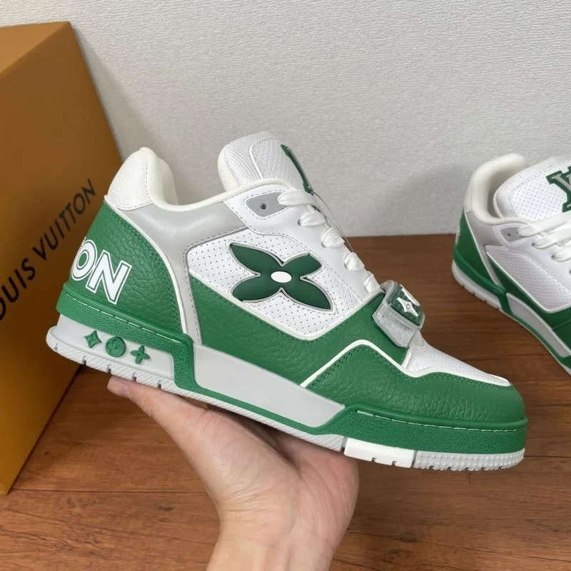 Louis Vuitton Trainer Sneaker Refined 32477