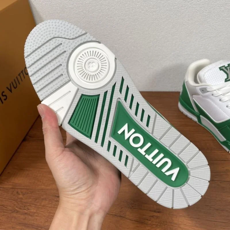 Louis Vuitton Trainer Sneaker Refined 32477