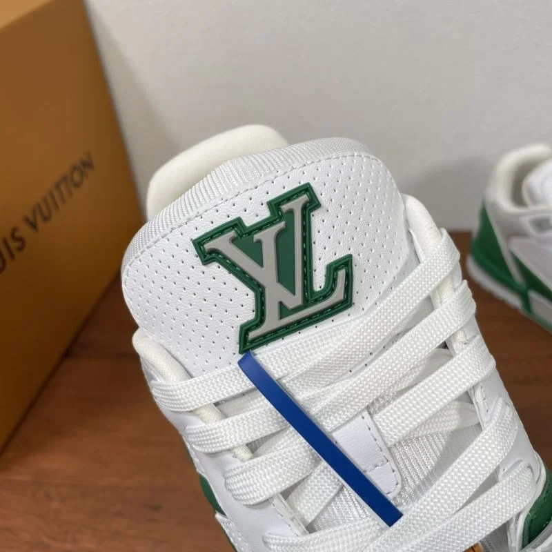 Louis Vuitton Trainer Sneaker Refined 32477