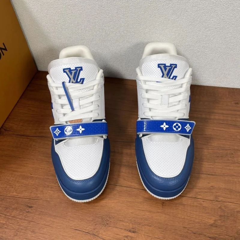 NewStyle Louis Vuitton Trainer Sneaker 32475