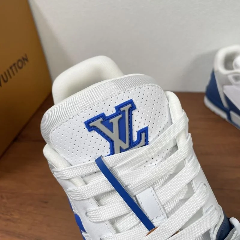 NewStyle Louis Vuitton Trainer Sneaker 32475