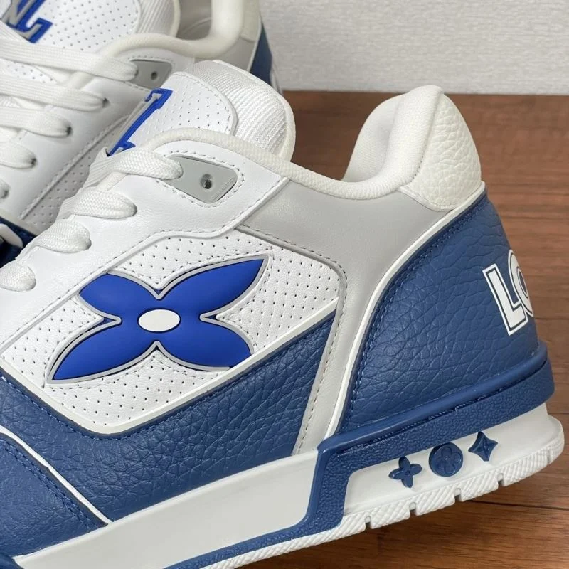 NewStyle Louis Vuitton Trainer Sneaker 32475