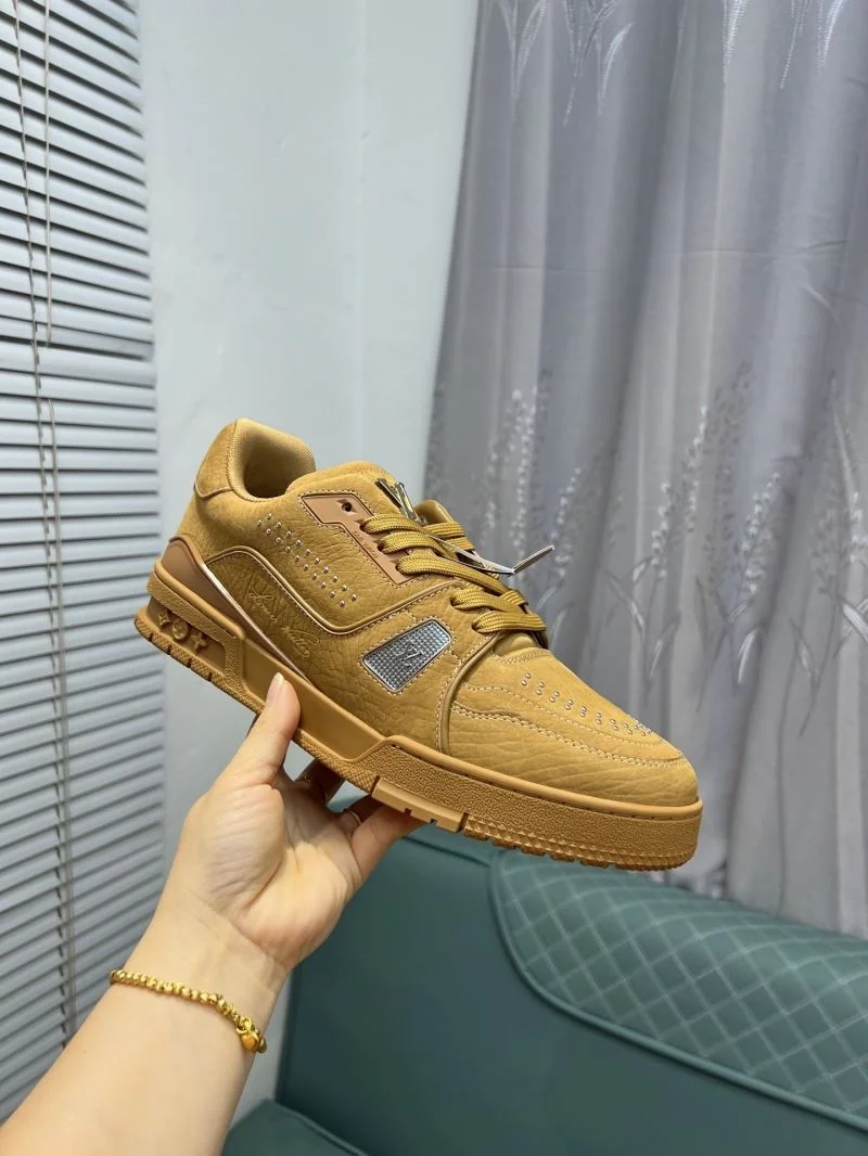TechFriendly Louis Vuitton Trainer Sneaker 32492