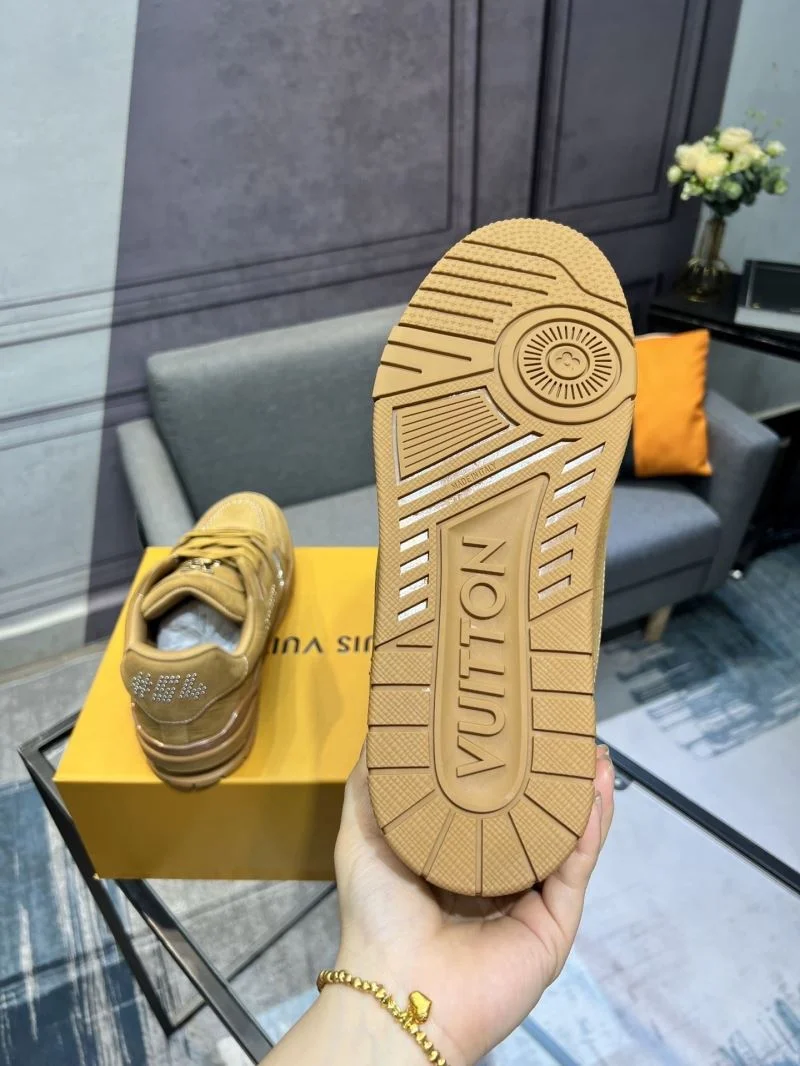 TechFriendly Louis Vuitton Trainer Sneaker 32492