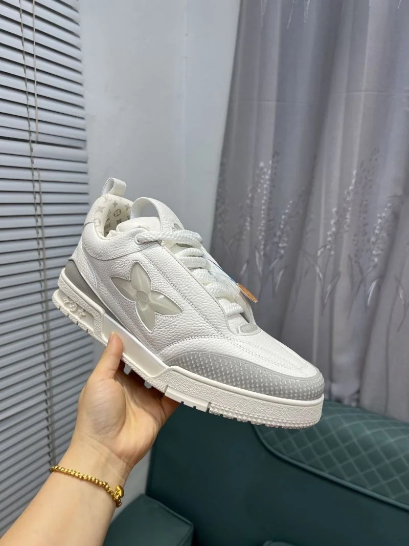 Louis Vuitton Trainer Sneaker Chic 32485
