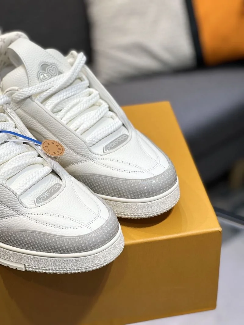 Louis Vuitton Trainer Sneaker Chic 32485
