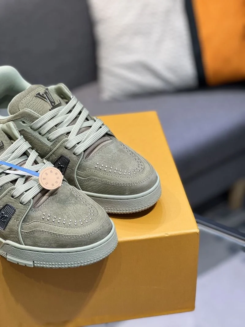 Louis Vuitton Trainer Sneaker SmoothTexture 32476