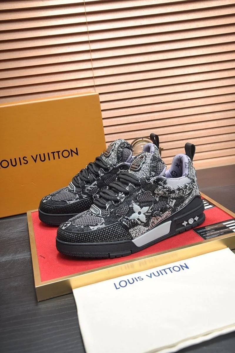 Louis Vuitton Trainer Sneaker Sustainable 32489