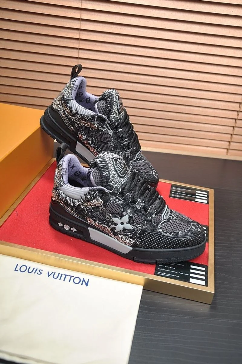 Louis Vuitton Trainer Sneaker Sustainable 32489