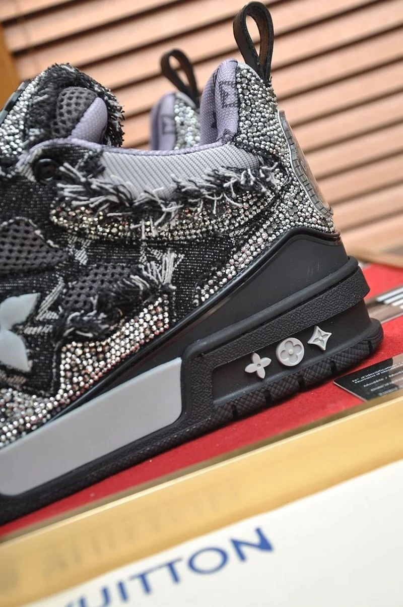 Louis Vuitton Trainer Sneaker Sustainable 32489