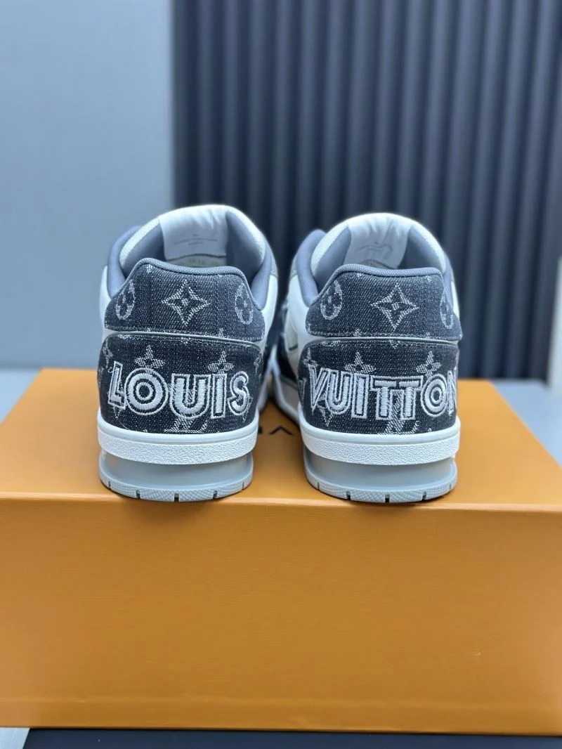 Louis Vuitton Trainer Sneaker Refined 33252