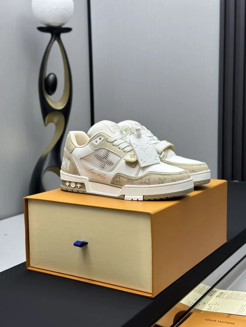 Louis Vuitton Trainer Sneaker Chic 33243