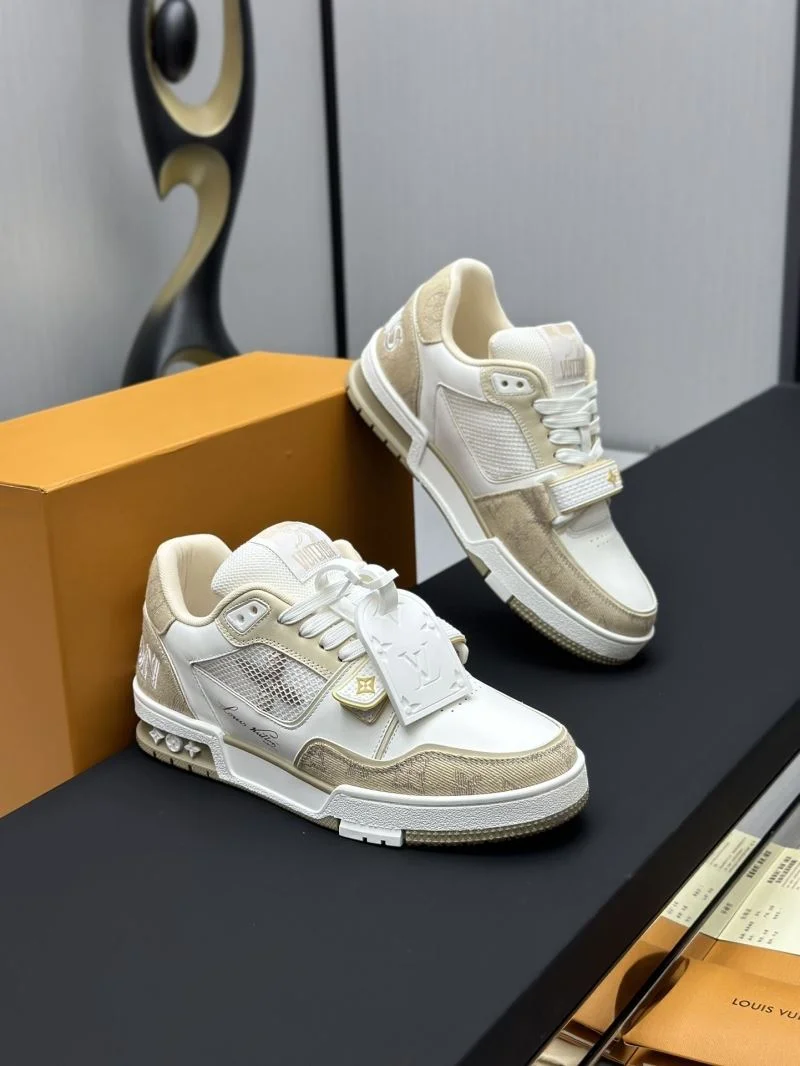 Louis Vuitton Trainer Sneaker Chic 33243