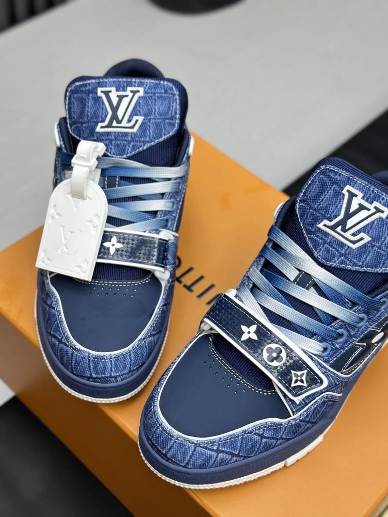 Louis Vuitton Trainer Sneaker Premium 33241