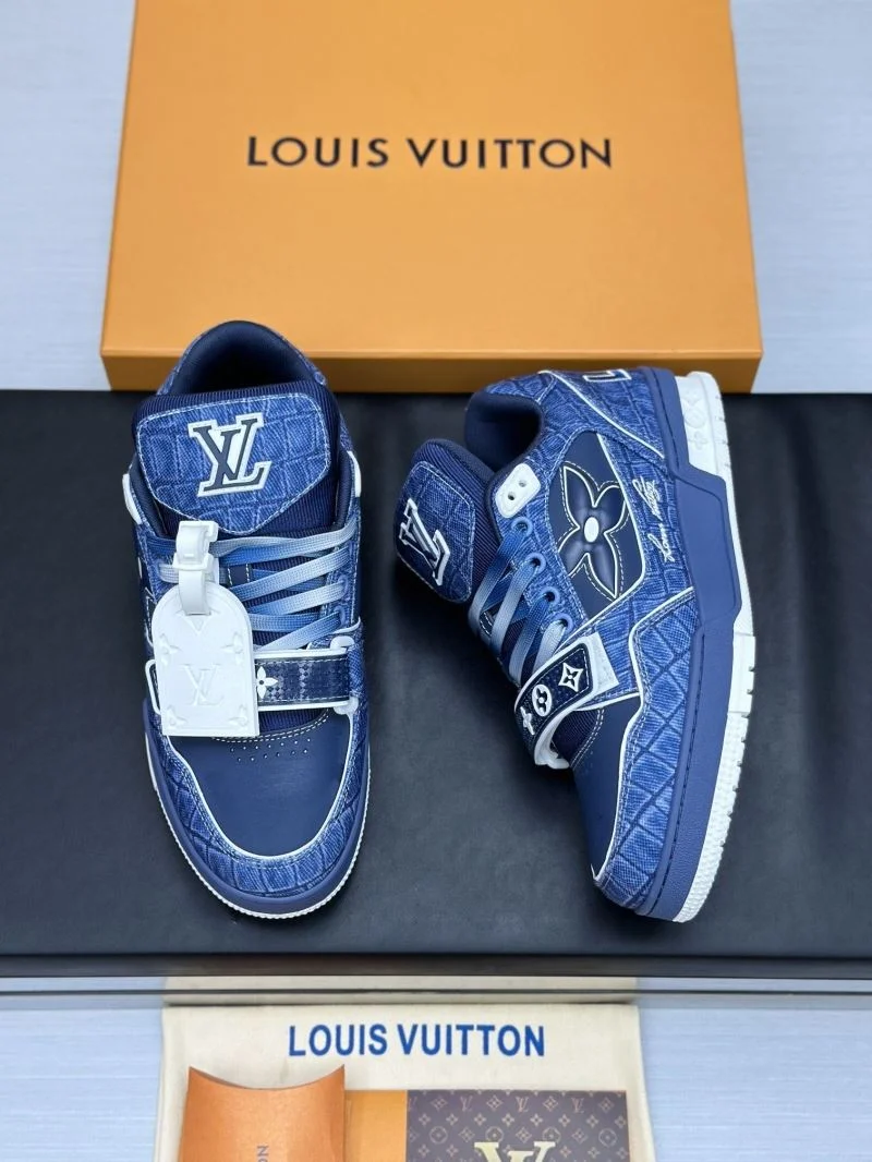 Louis Vuitton Trainer Sneaker Premium 33241