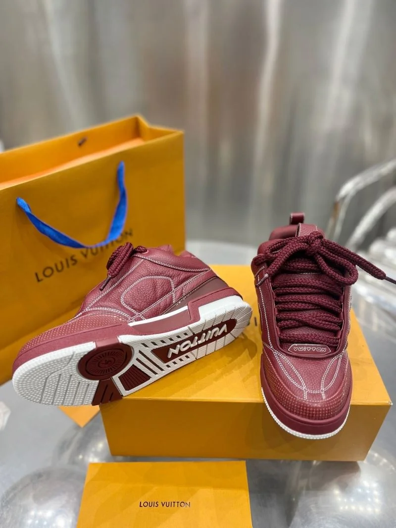 Louis Vuitton Trainer Sneaker Supportive 31036