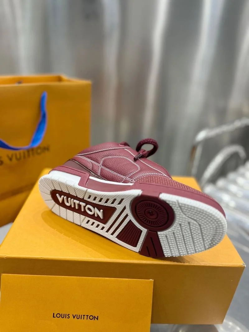 Louis Vuitton Trainer Sneaker Supportive 31036