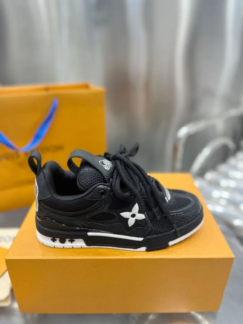 Louis Vuitton Trainer Sneaker Compact 31031