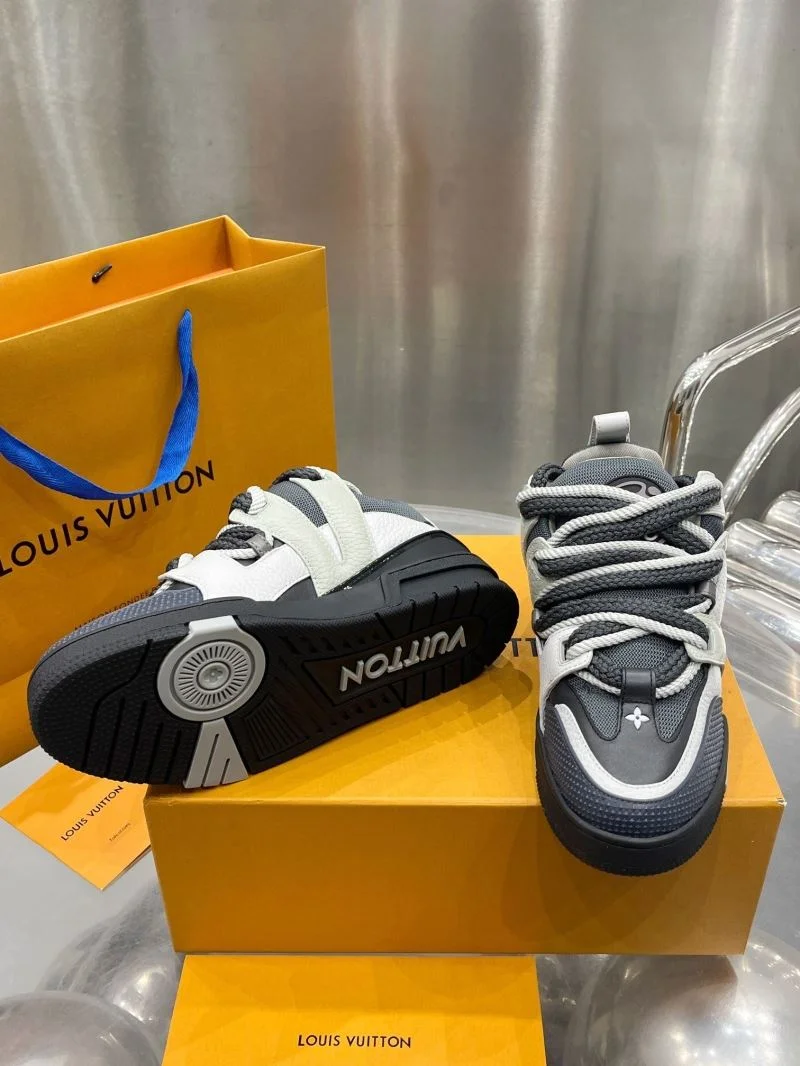 Louis Vuitton Trainer Sneaker Cozy 31048