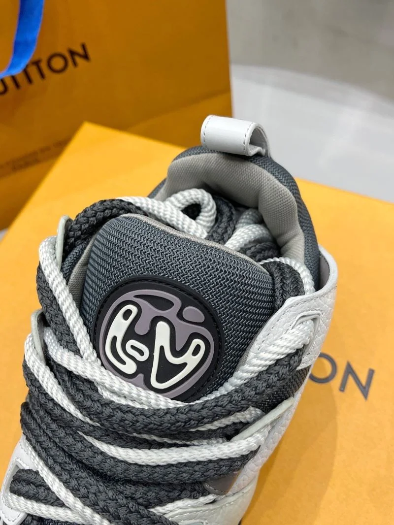 Louis Vuitton Trainer Sneaker Cozy 31048