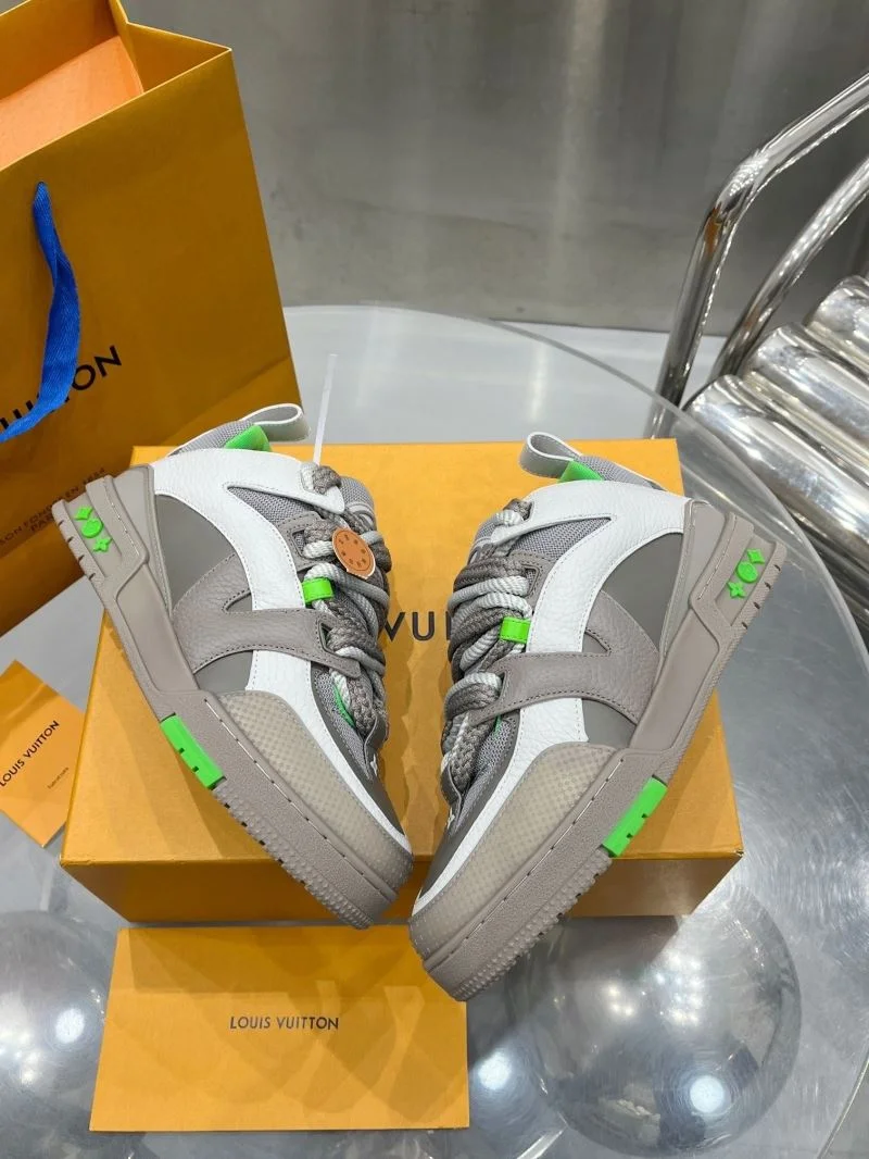 WellDesigned Louis Vuitton Trainer Sneaker 31046