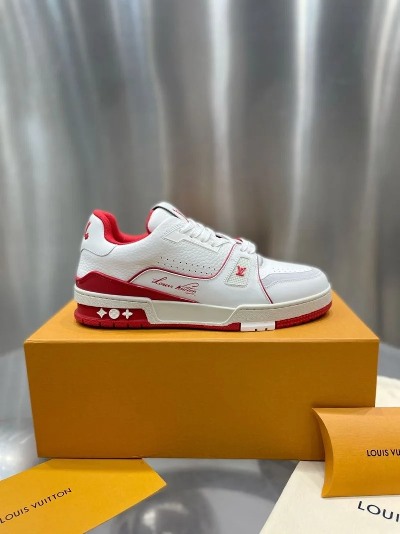 Effortless Louis Vuitton Trainer Sneaker 31037