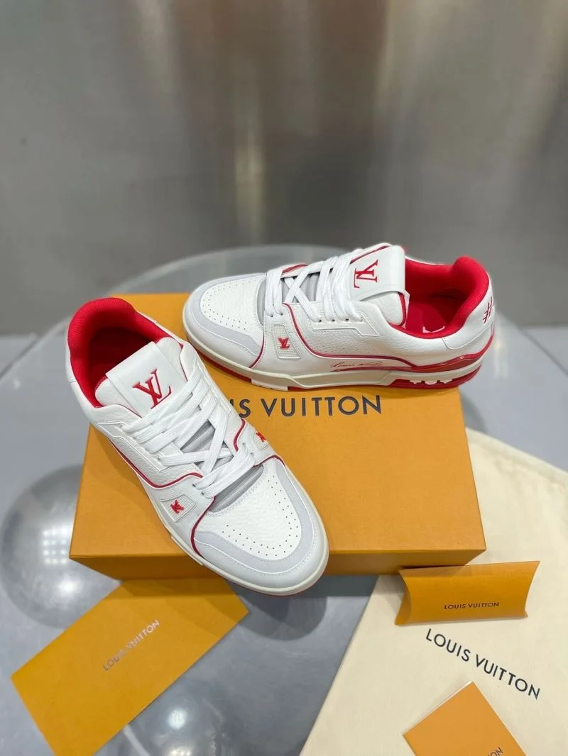 Effortless Louis Vuitton Trainer Sneaker 31037