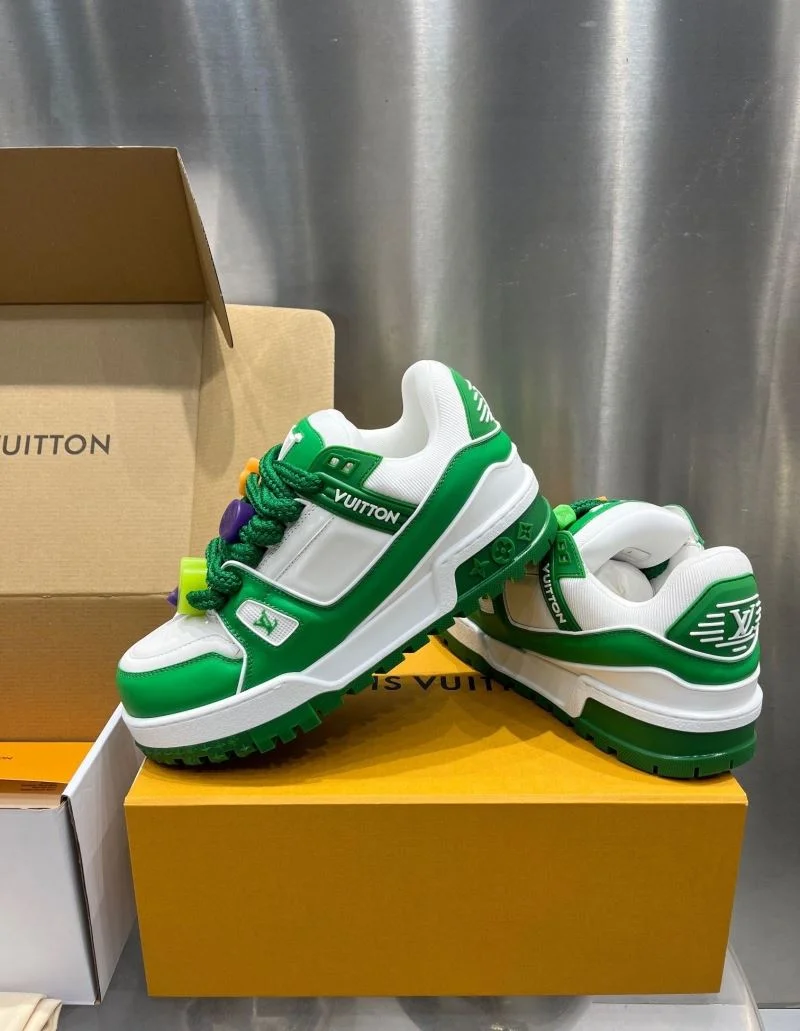Louis Vuitton Trainer Sneaker Sporty 31029