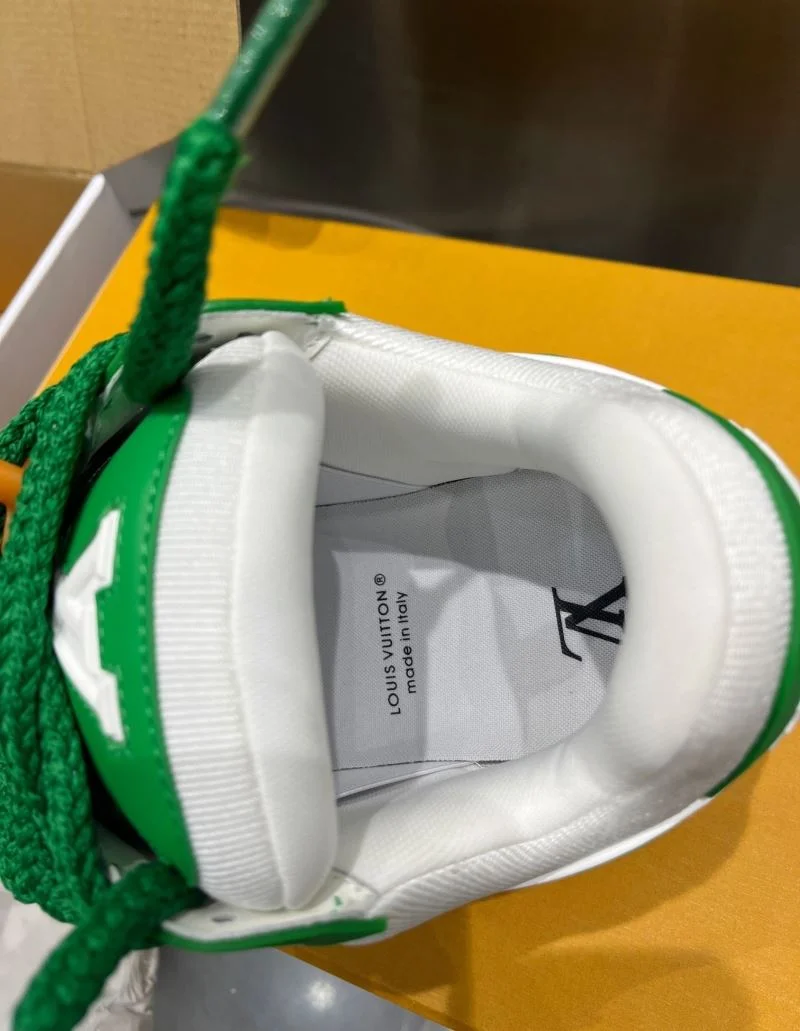 Louis Vuitton Trainer Sneaker Sporty 31029