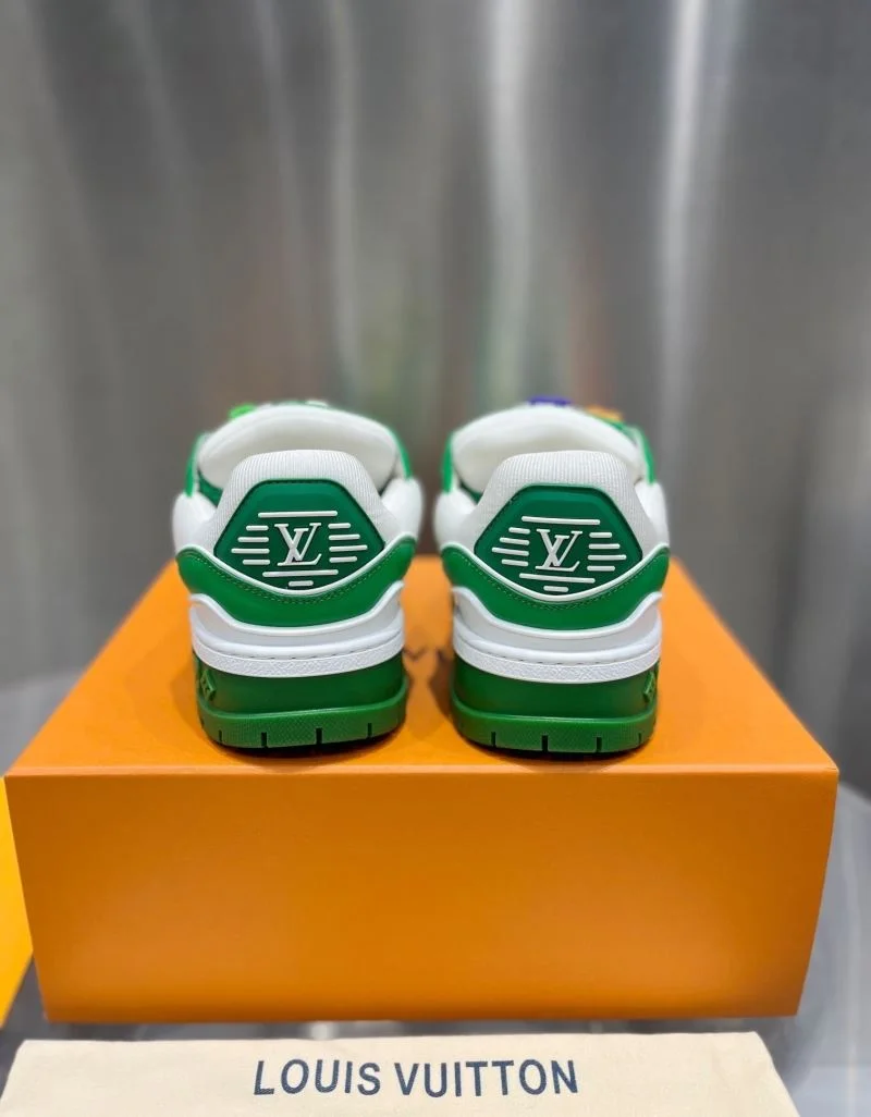 EyeCatching Louis Vuitton Trainer Sneaker 31038