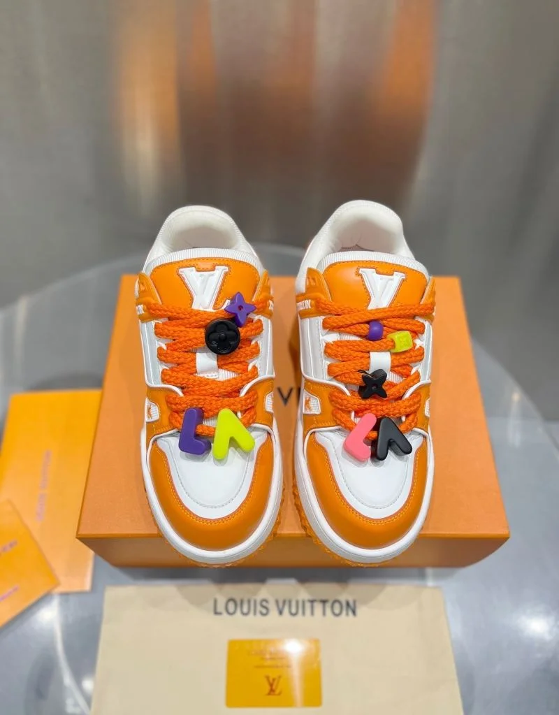 Trendy Louis Vuitton Trainer Sneaker 31030