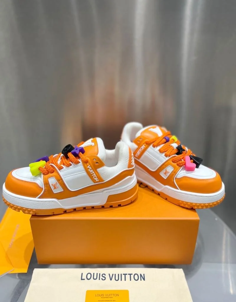 Trendy Louis Vuitton Trainer Sneaker 31030
