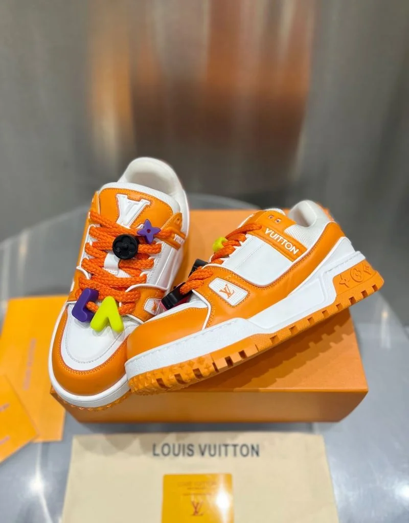 Trendy Louis Vuitton Trainer Sneaker 31030