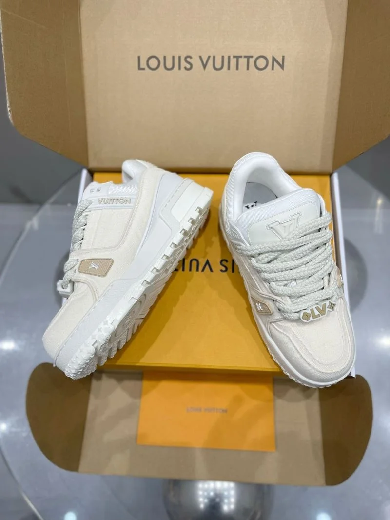 Sophisticated Louis Vuitton Trainer Sneaker 31028