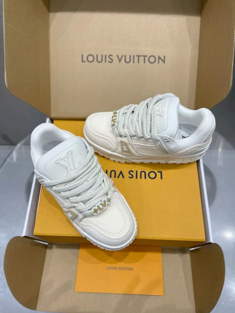 Sophisticated Louis Vuitton Trainer Sneaker 31028