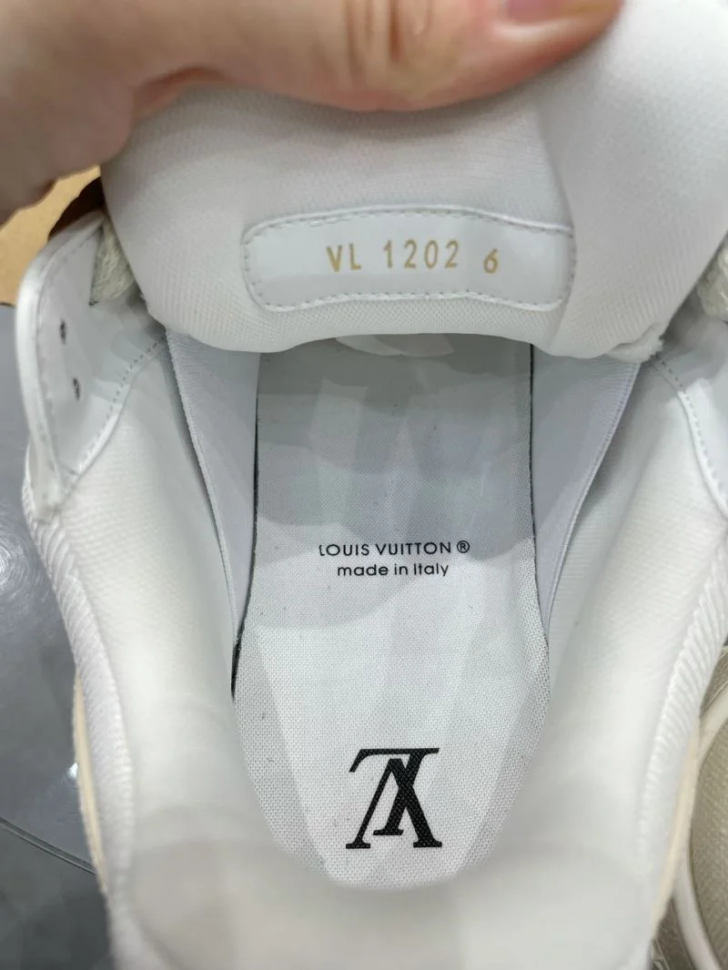 Sophisticated Louis Vuitton Trainer Sneaker 31028