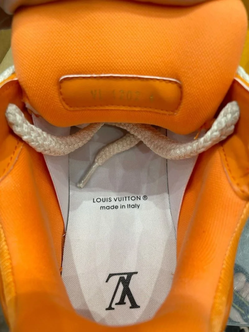 Louis Vuitton Trainer Sneaker EasyCare 31027
