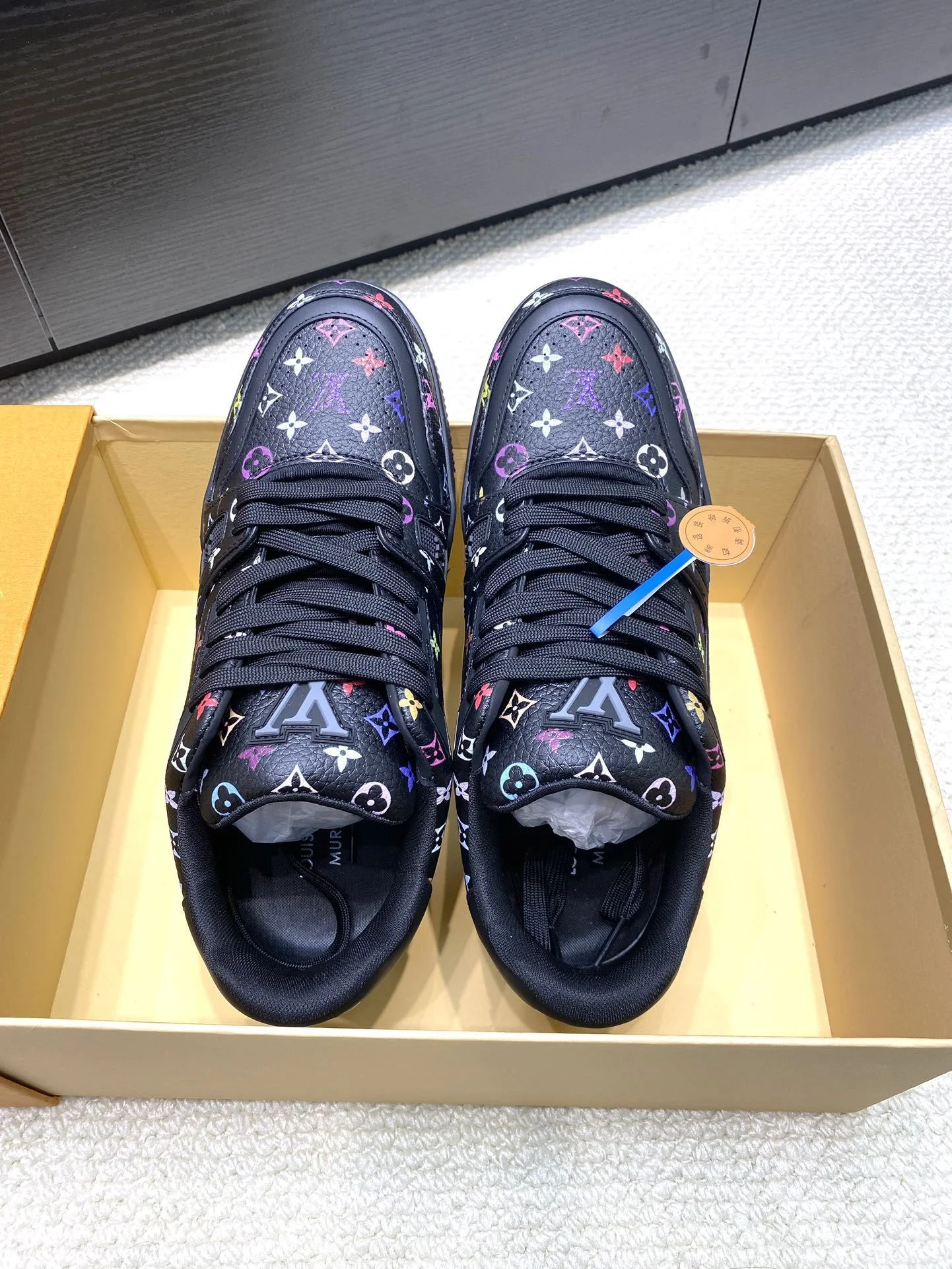 Louis Vuitton Trainer Sneaker Comfortable 31026