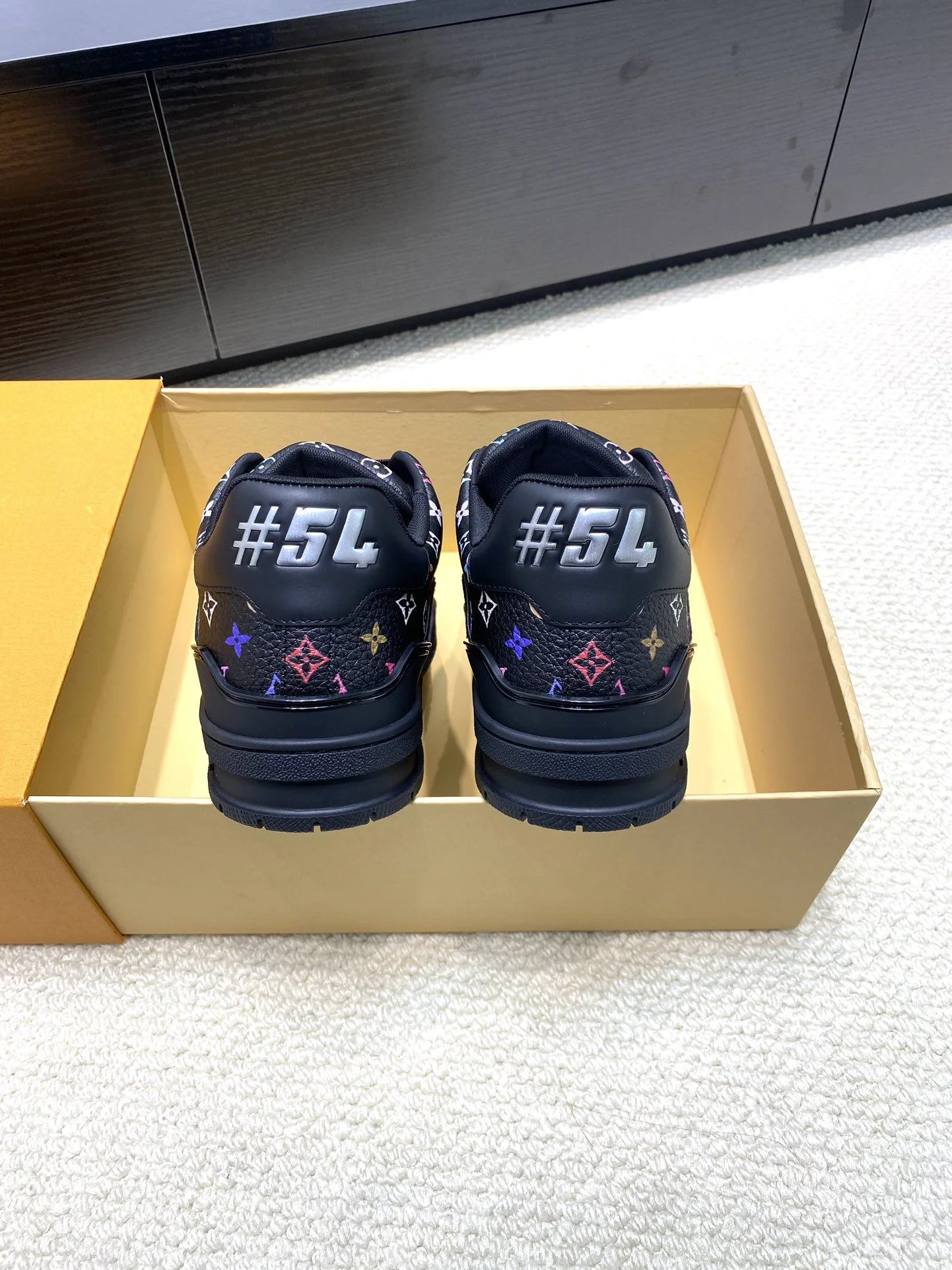 Louis Vuitton Trainer Sneaker Comfortable 31026