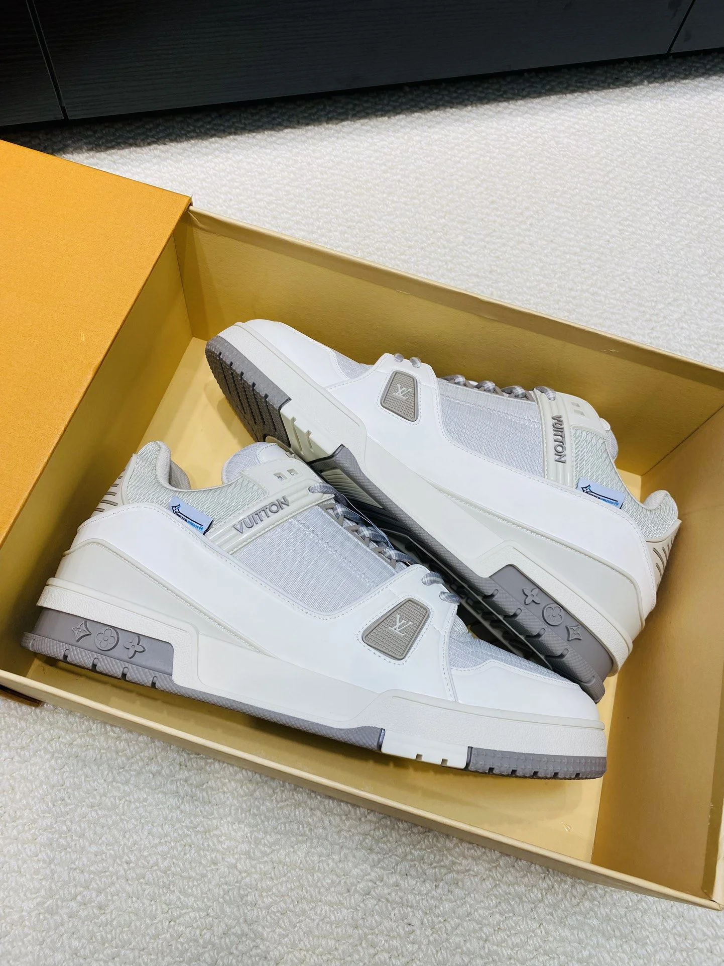 Soft Louis Vuitton Trainer Sneaker 31023