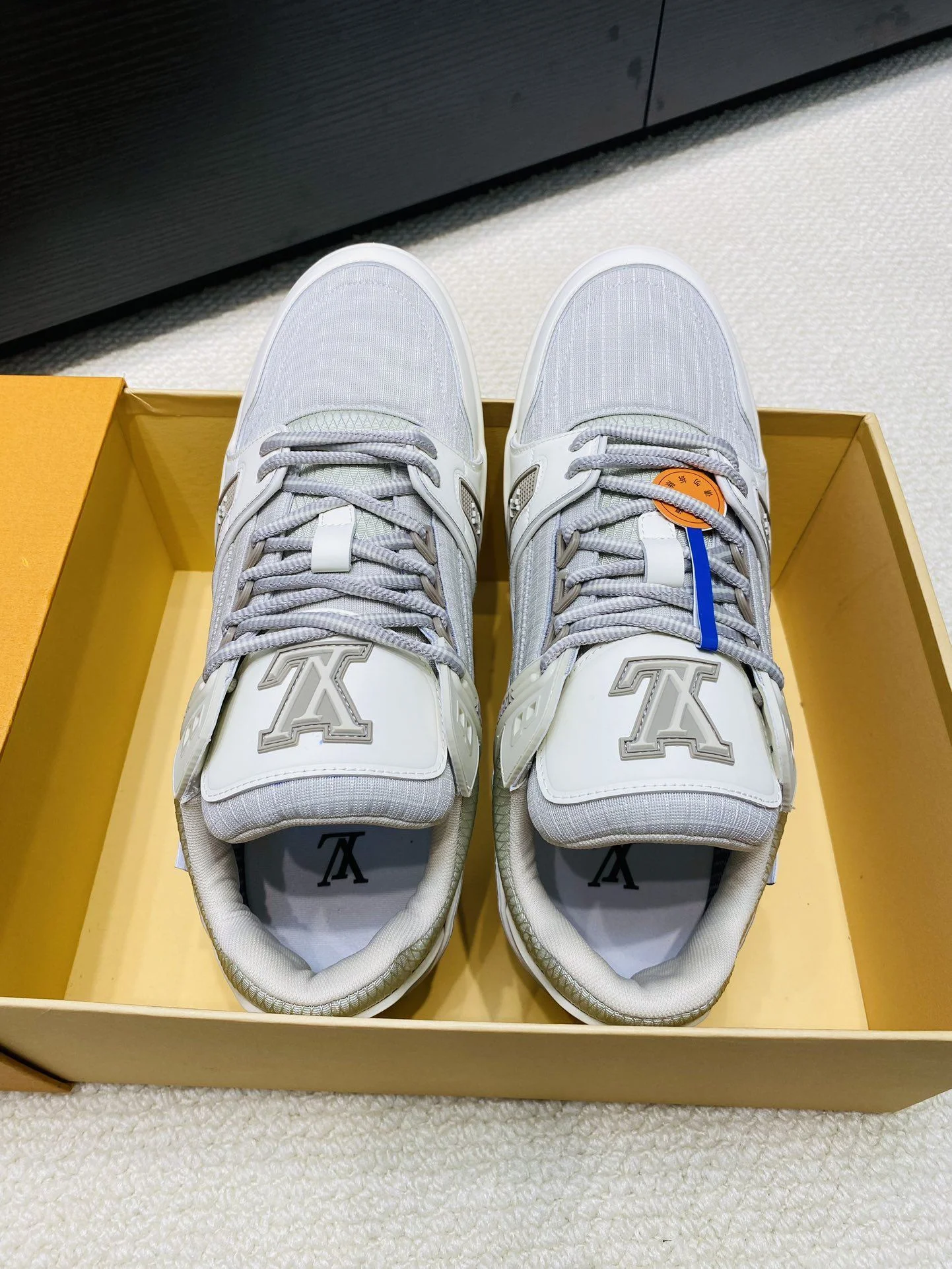Soft Louis Vuitton Trainer Sneaker 31023